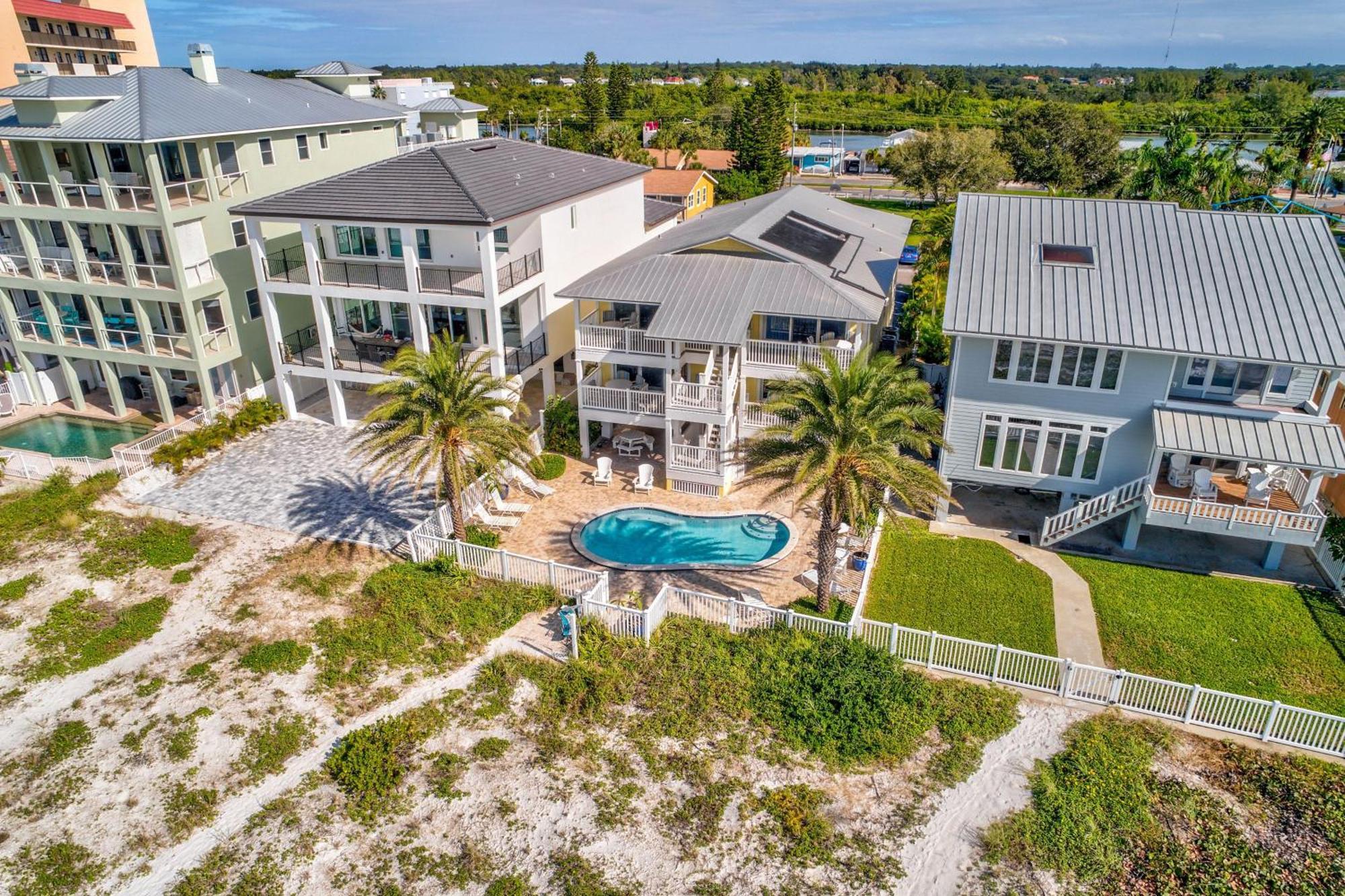 Sunset Villas 3 Clearwater Beach Exterior photo